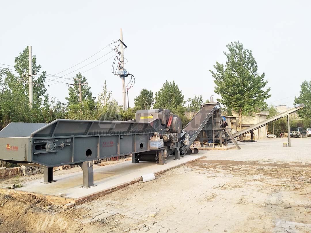 木材粉碎設備生產(chǎn)線